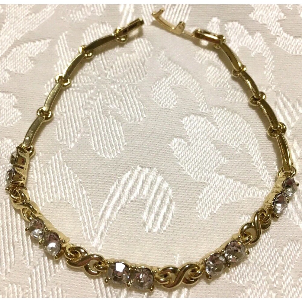 Vintage Chain Bracelet Gold tone Infinity Links Clear Rhinestones Clasp